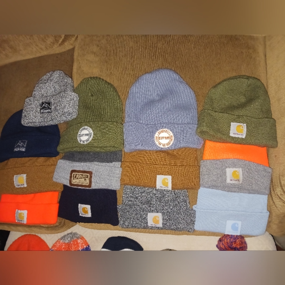 Hats, Tobaggins
